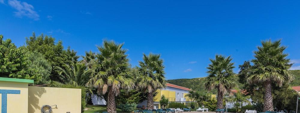 Hotel Teresinha Praia da Vitória Εξωτερικό φωτογραφία