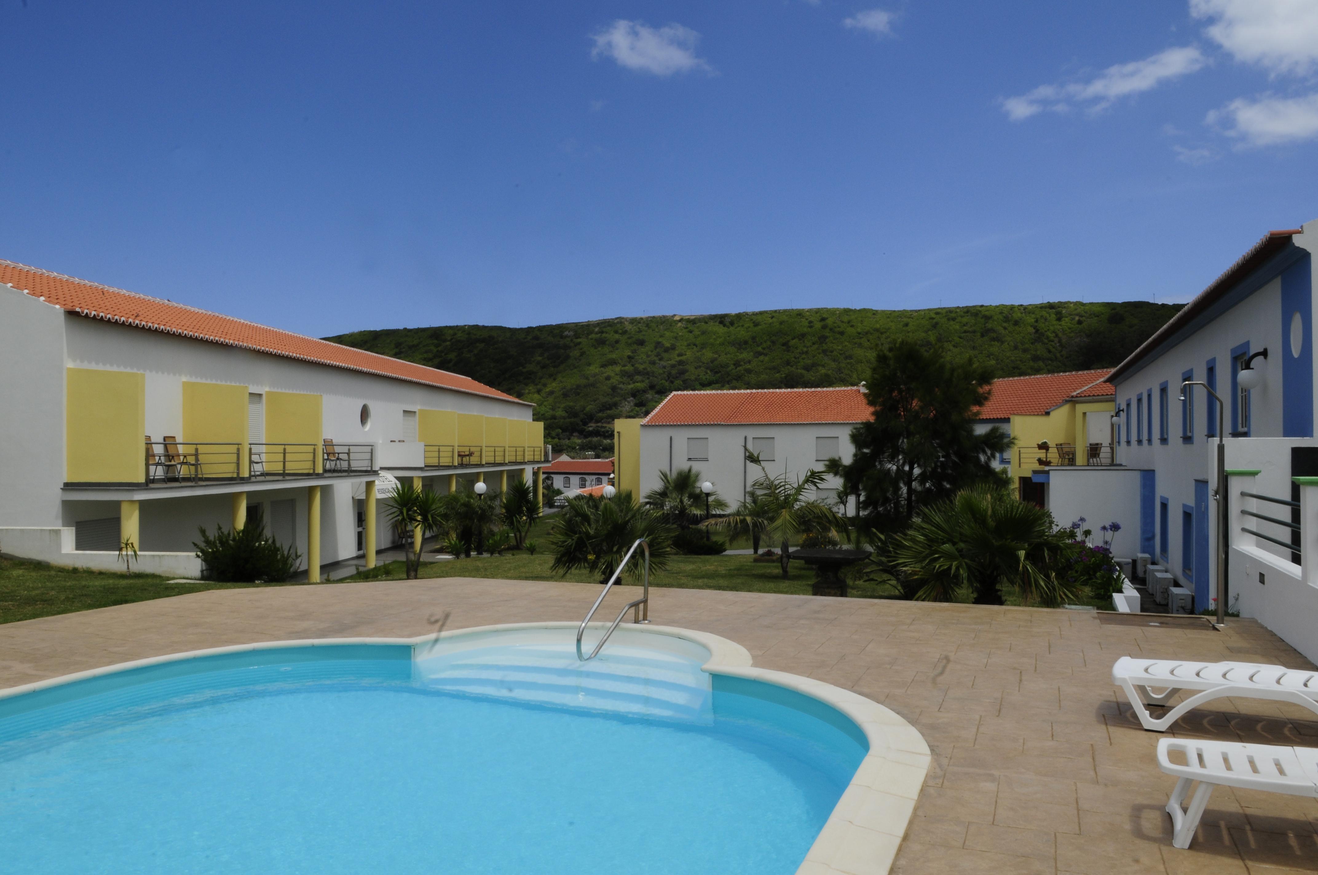 Hotel Teresinha Praia da Vitória Εξωτερικό φωτογραφία