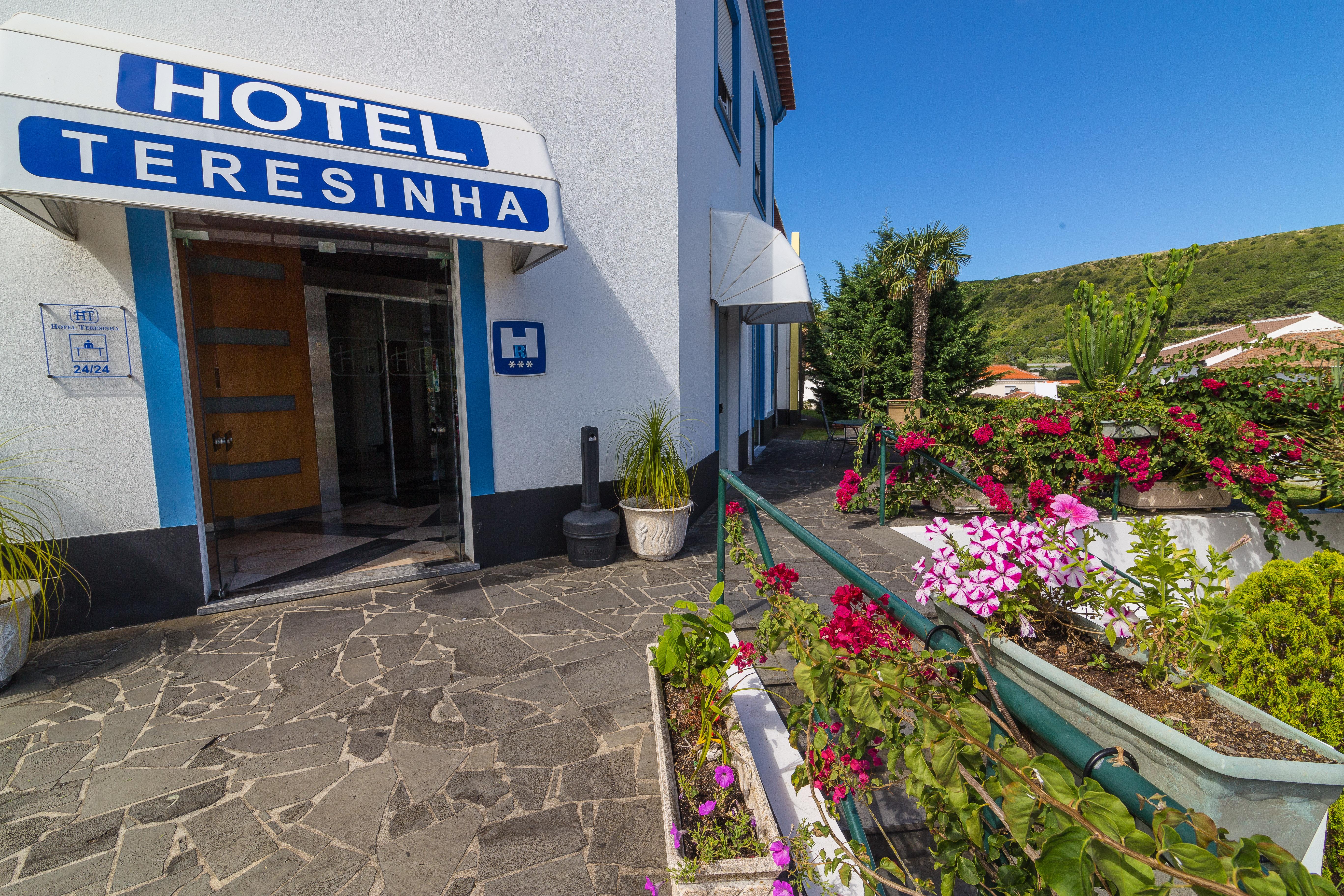 Hotel Teresinha Praia da Vitória Εξωτερικό φωτογραφία