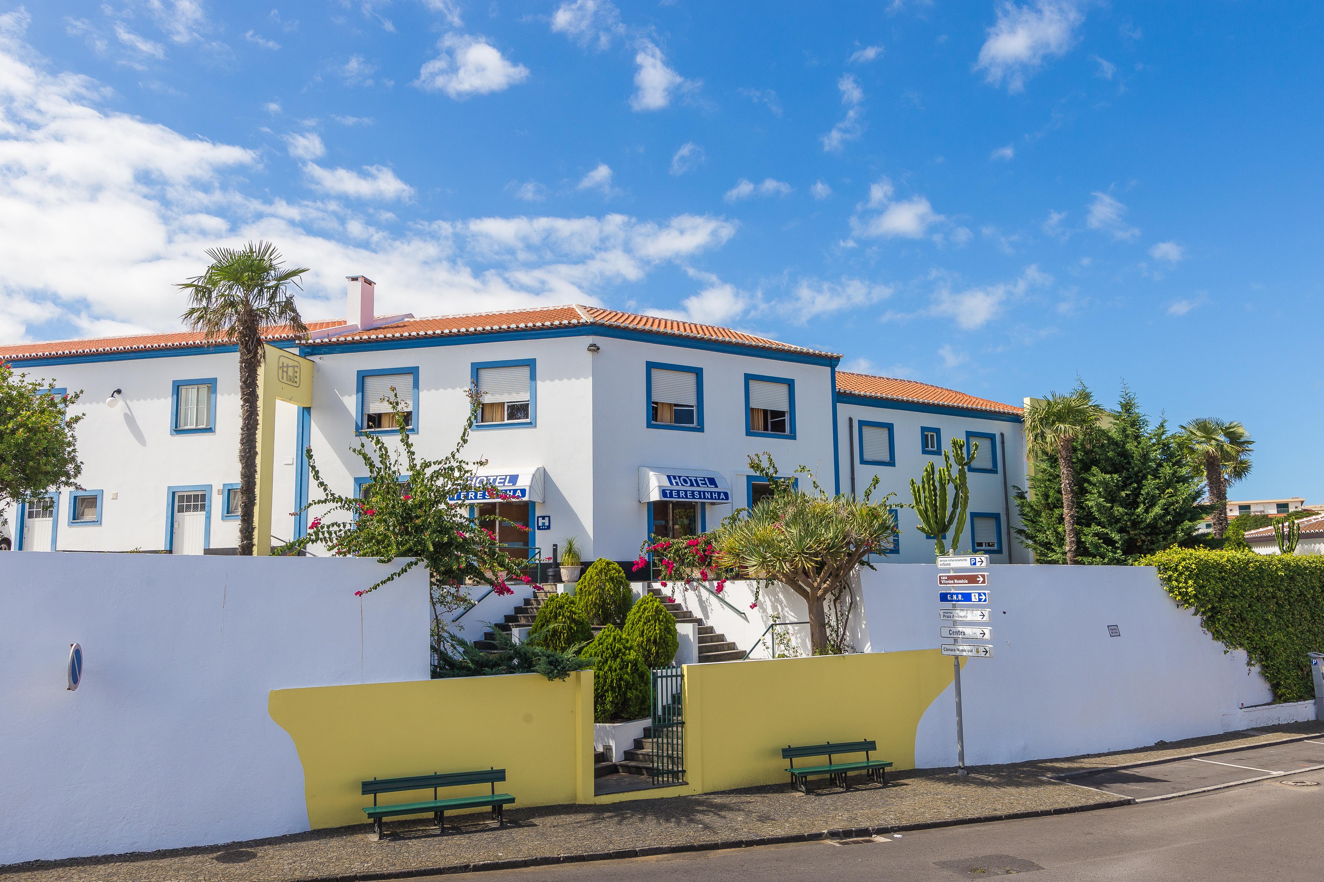 Hotel Teresinha Praia da Vitória Εξωτερικό φωτογραφία