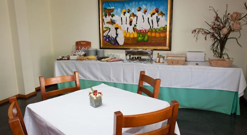 Hotel Teresinha Praia da Vitória Εξωτερικό φωτογραφία