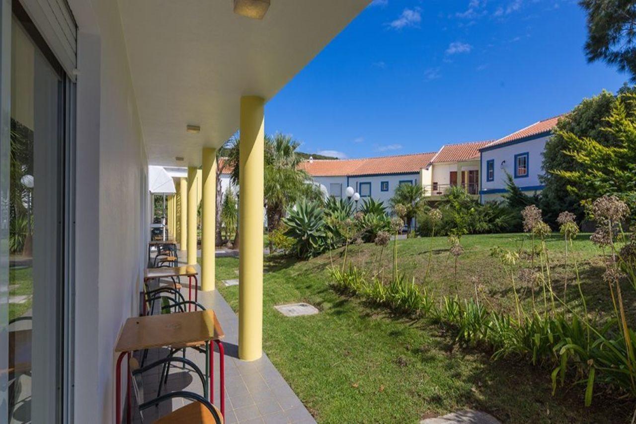 Hotel Teresinha Praia da Vitória Εξωτερικό φωτογραφία